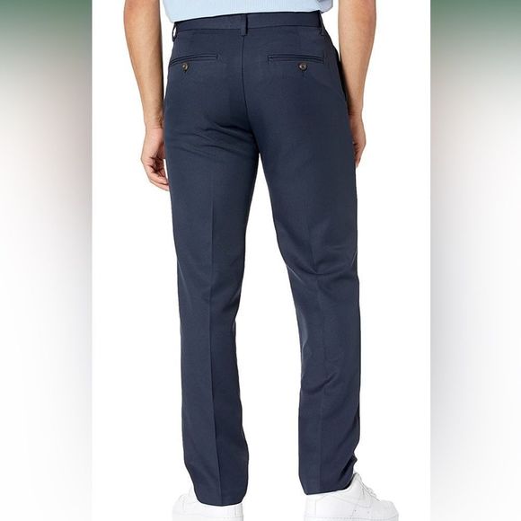 - Amazon Essentials Men's Slim-Fit Flat-Front Dress Pant 32X29L - Picture 2 of 5